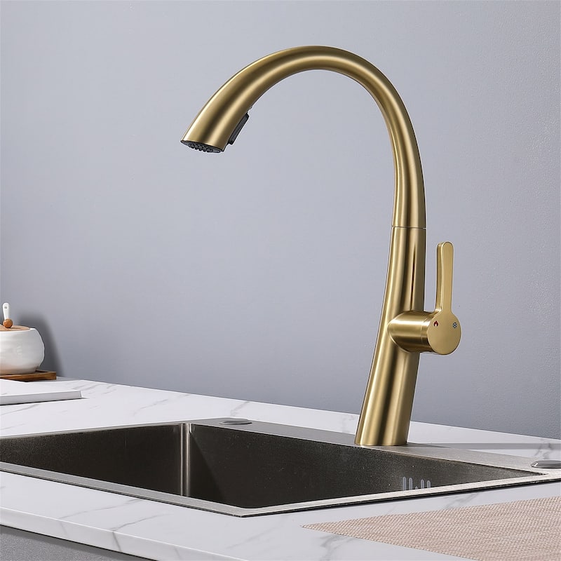 Single Handle Kitchen Faucet with Pull Down Sprayer Modern Single Hole Stainless Steel Kitchen Sink Faucets Brushed Gold