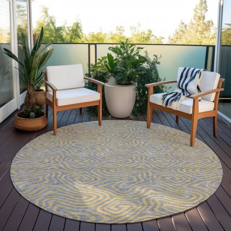 Machine Washable Indoor/ Outdoor Modern Trance Chantille Rug