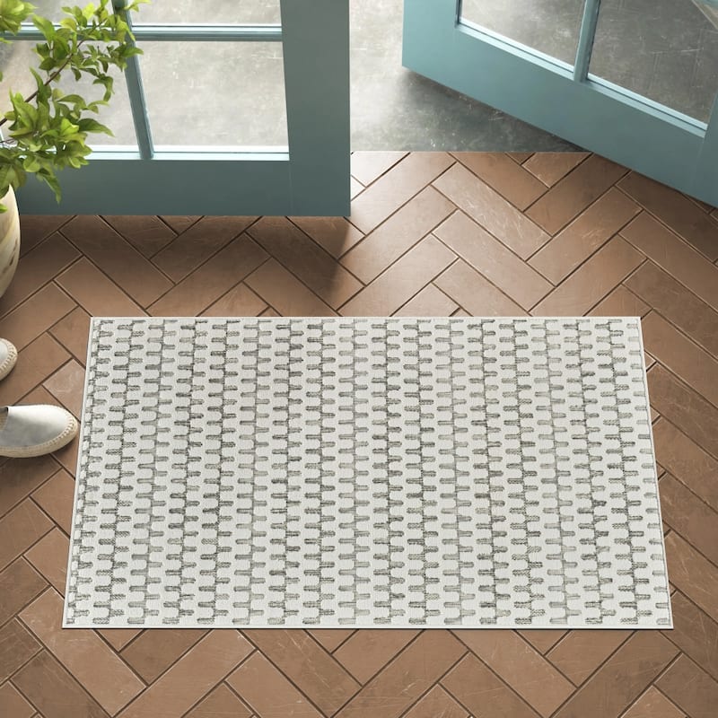 Elto Abstract Shapes Weather Resistant Modern Chic Outdoor Rug