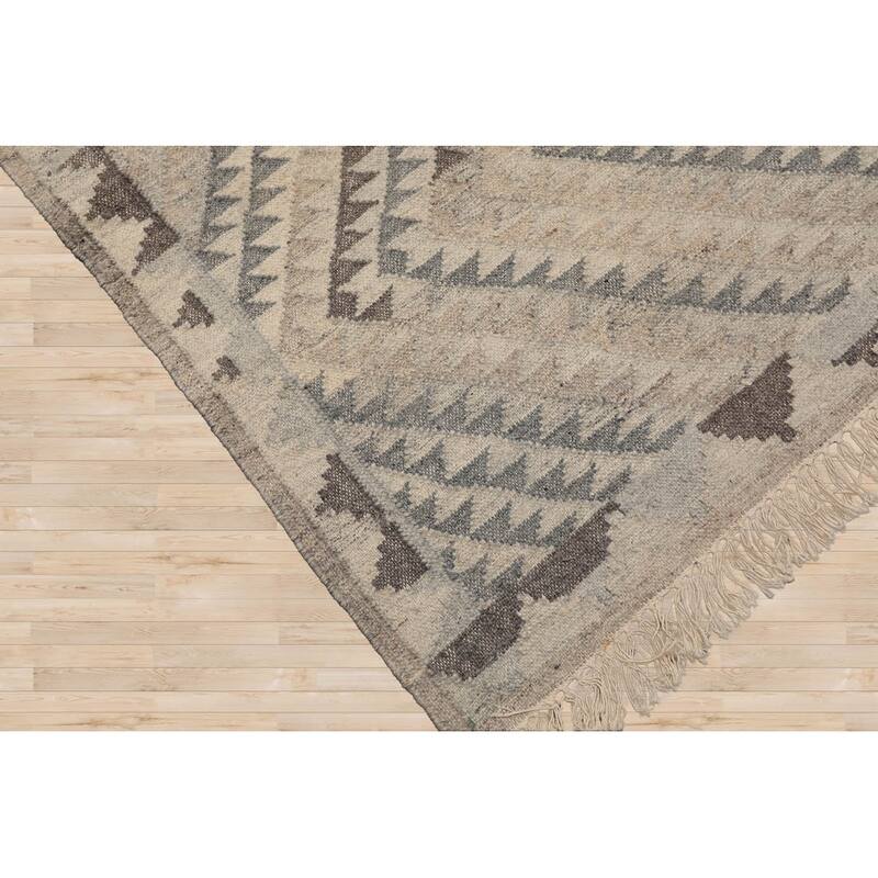 LoomBloom Beige Handwoven Oriental Southwestern Kilim Wool Area Rug - 5' 3'' x 7' 7''