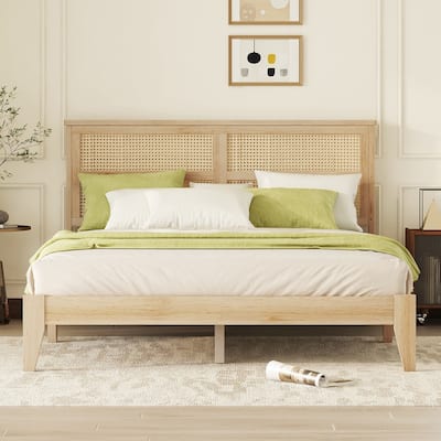 Modern Style Queen Size Rubber Wooden Bed with Rattan Headboard for Bedroom