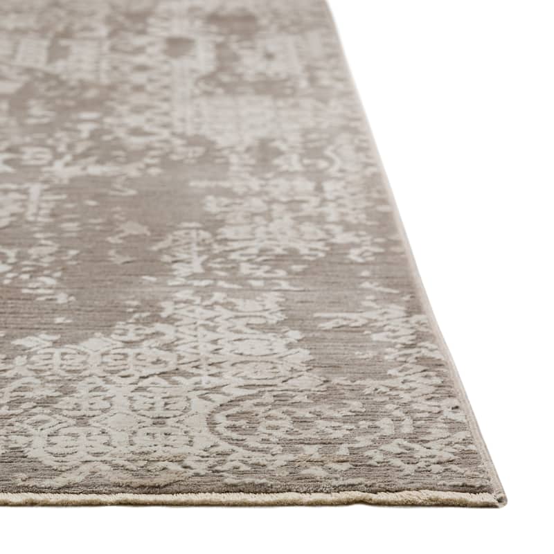 Nelson Vintage Distressed Oriental Medallion Machine Made Rug