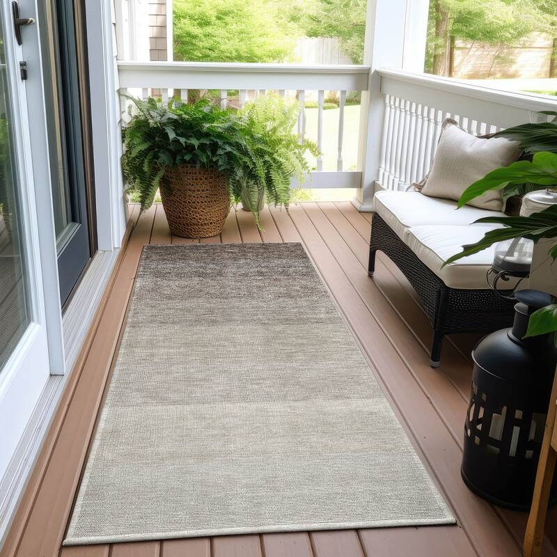 Machine Washable Indoor/ Outdoor Chantille Ombre Solid Rug - Brown - 2'3" x 7'6"