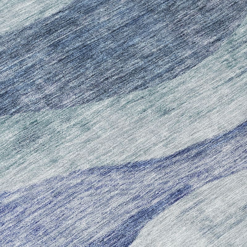 Machine Washable Indoor/ Outdoor Contemporary Waves Chantille Rug