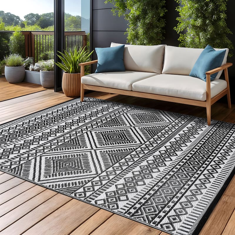 Beverly Rug Reversible Mats Plastic Outdoor Rug for Camping, Patio, Backyard, RV, Picnic, Deck