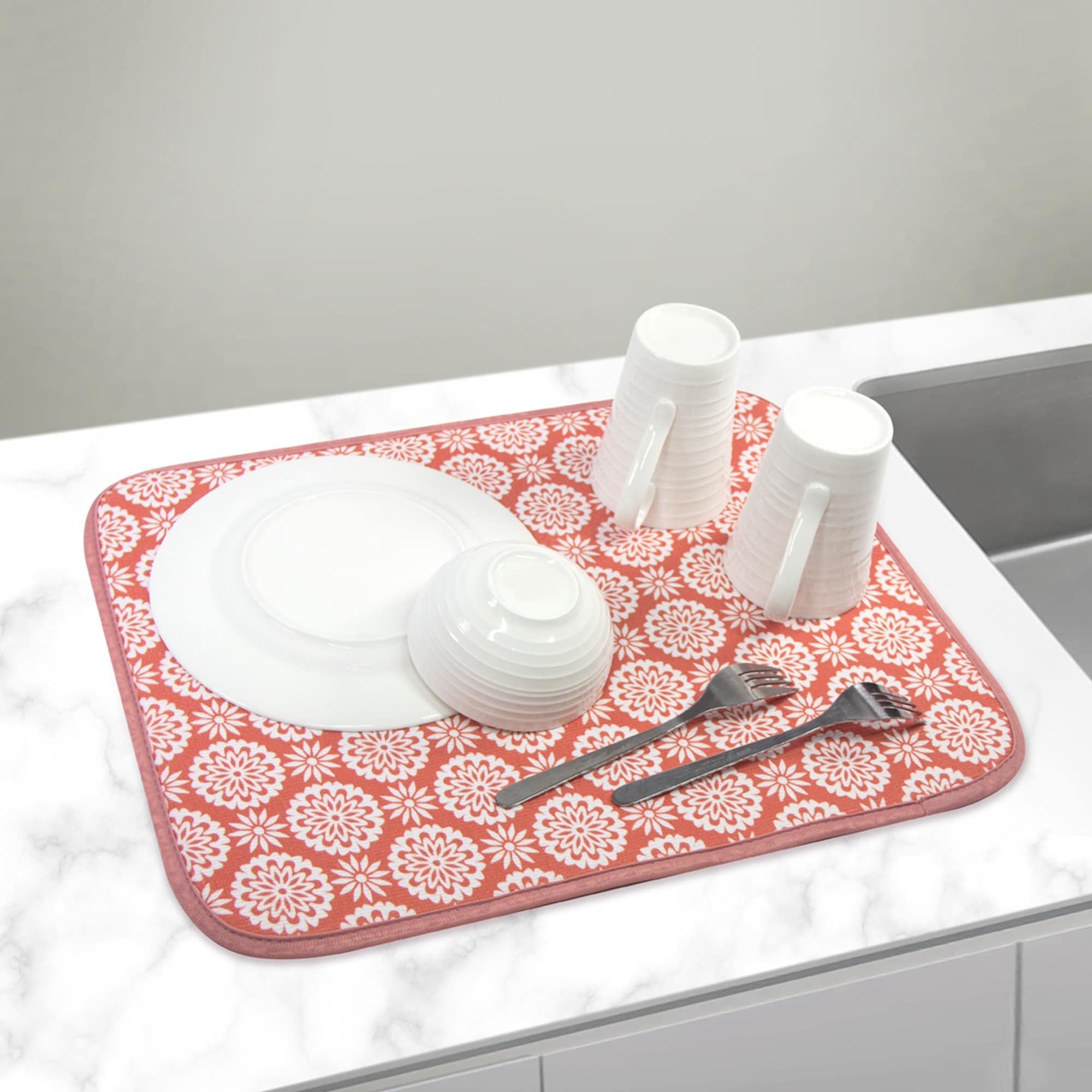 https://ak1.ostkcdn.com/images/products/is/images/direct/ff9e8fb4a1d0c4eacd19955f32e0805fadfa4ae4/Reversible-Dish-Drying-Mat-2-Pk%2C-Coral.jpg