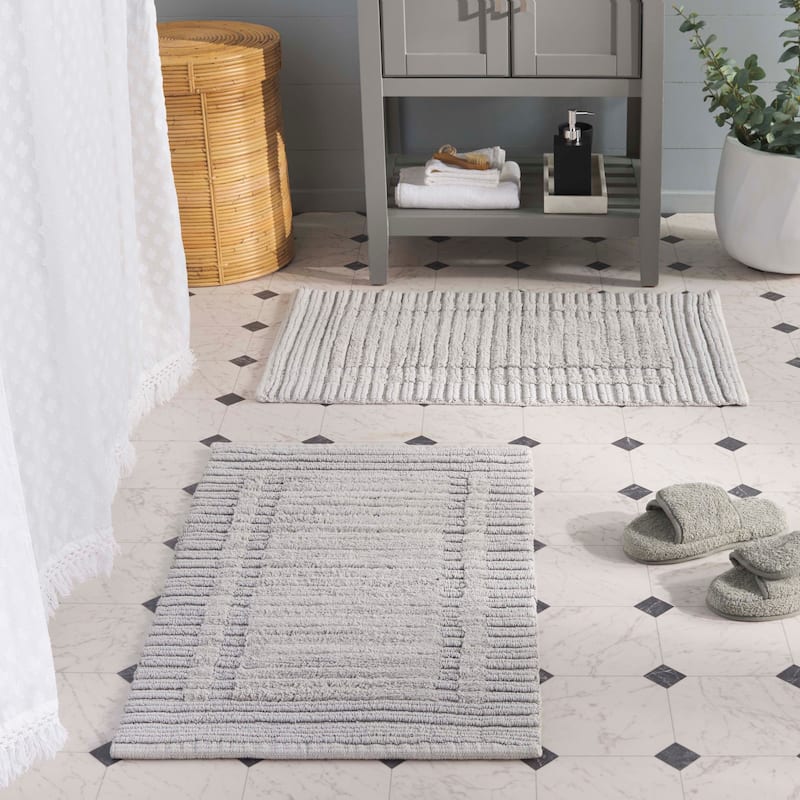 SAFAVIEH Home Greyson Striped Bathmat 32"L x 20"W Set of 2 - Steel Grey