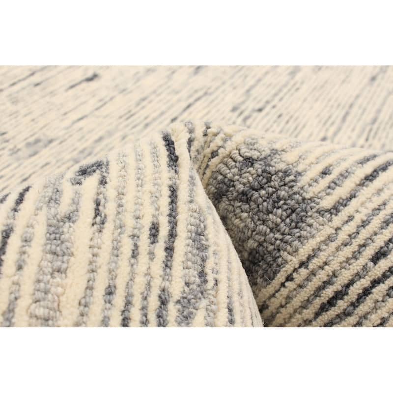 ECARPETGALLERY Hand Tufted Timeless Cream Wool Rug - 5'1 x 7'11