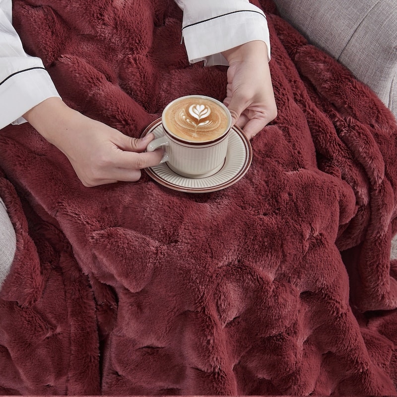 Jacquard rabbitfake fauxfur throw blanket 50"x60"