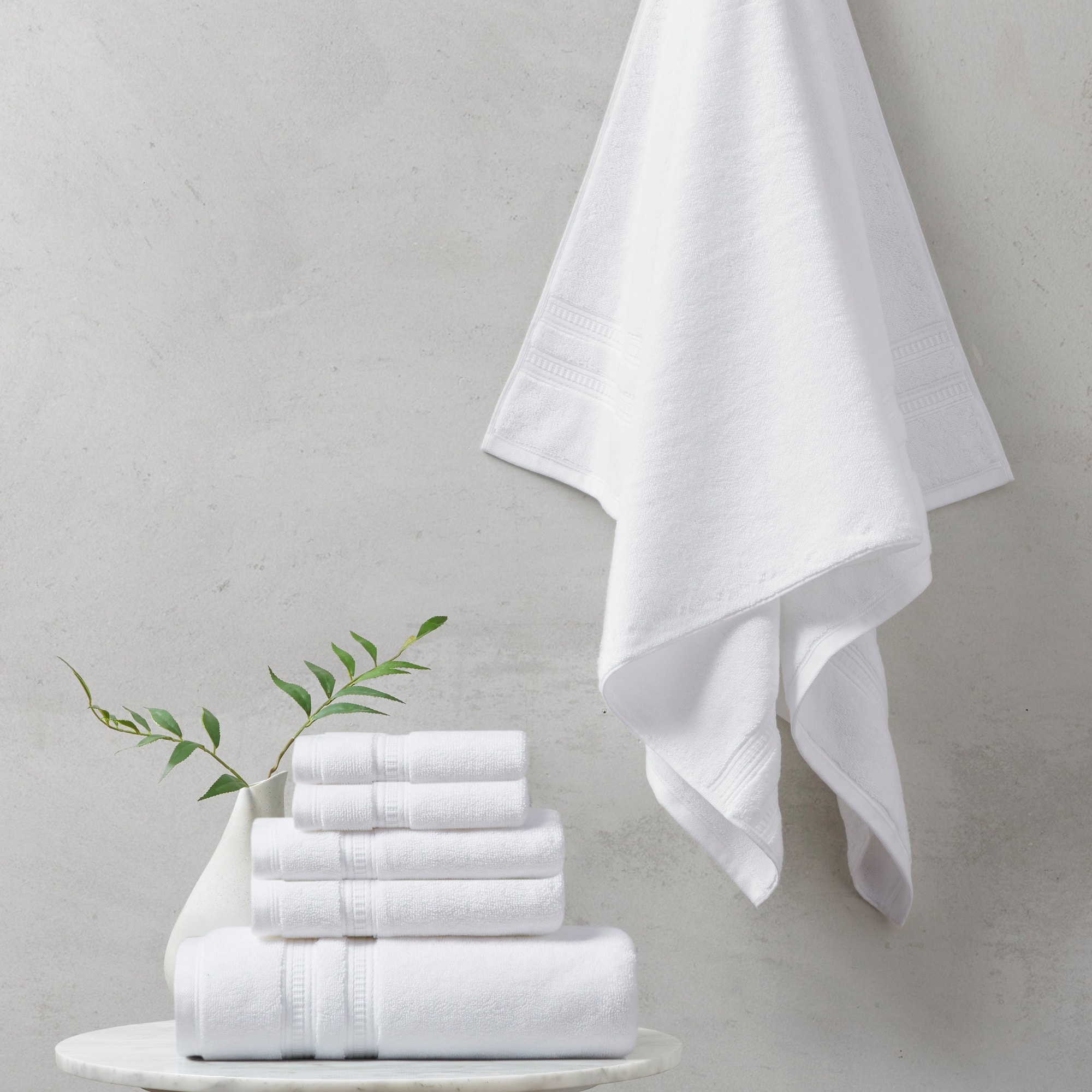 Plume 100-percent Cotton Feather Touch Antimicrobial Towel 6 Piece Set by  Beautyrest - On Sale - Bed Bath & Beyond - 33544853