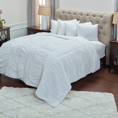 Carley White Hand Quilted Cotton Quilt