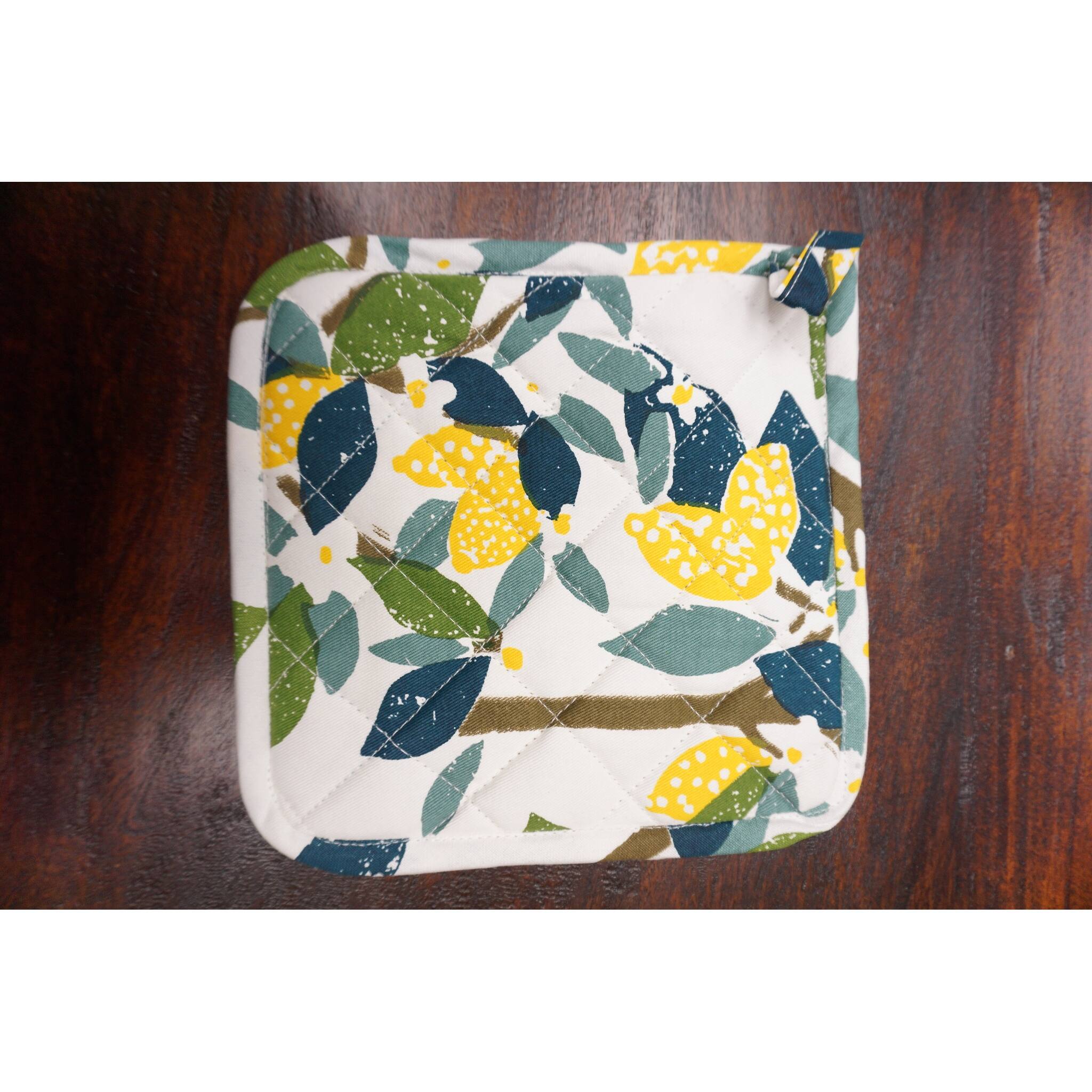 Home & Manor Kitchen Chef Floral Potholder Bed Bath & Beyond 33970000