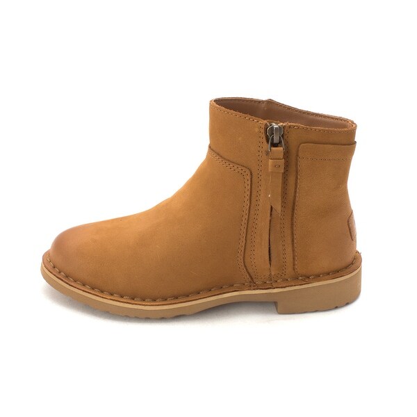 ugg rea leather boot