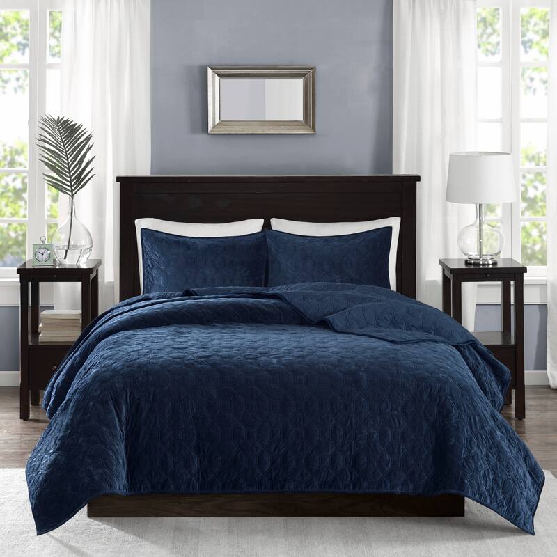 Madison Park Emery 3 Piece Velvet Quilt Set - Navy - Queen