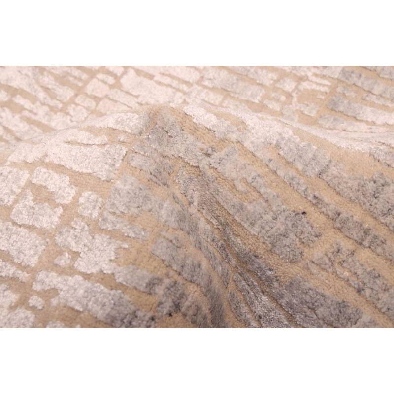 ECARPETGALLERY Hand-knotted Legacy Light Grey Silk, Wool Rug - 2'6 x 9'11