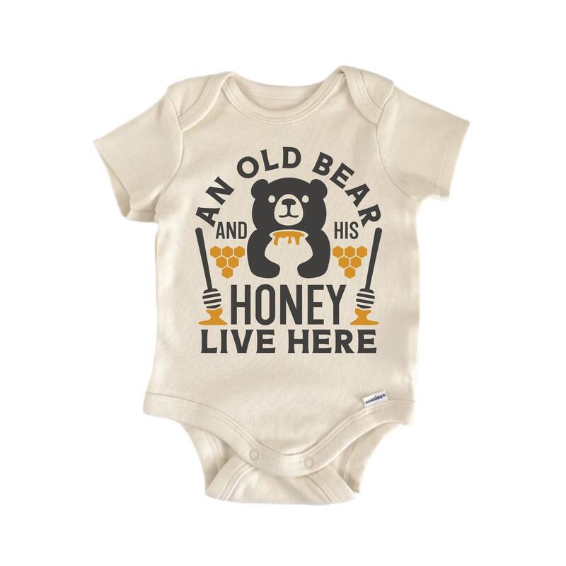 Old Bear Honey Bee - Baby Boy Girl Clothes Infant Bodysuit Funny Cute - White - 6-9M