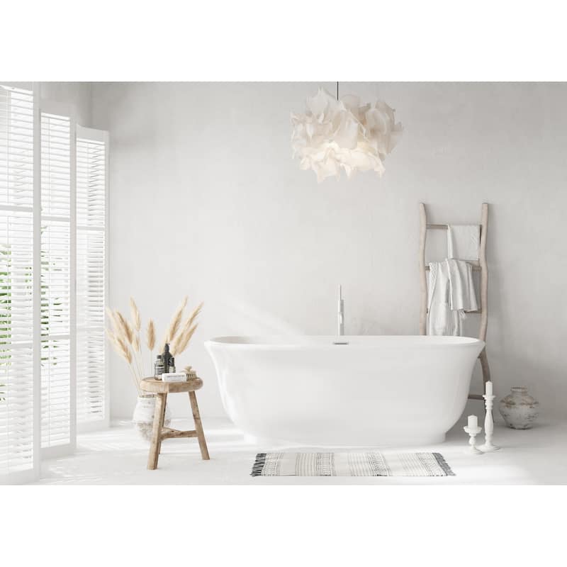 Cameron Soaking Bathtub in Glossy White