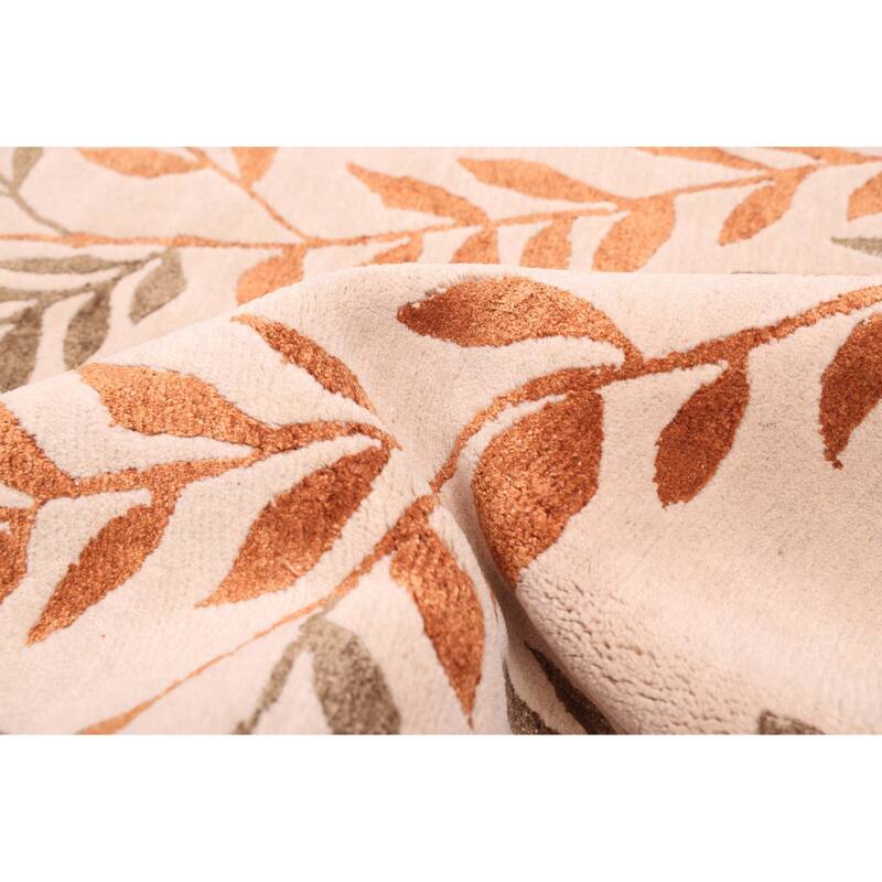 ECARPETGALLERY Hand-knotted Opulence Beige Silk, Wool Rug - 8'0 x 10'0