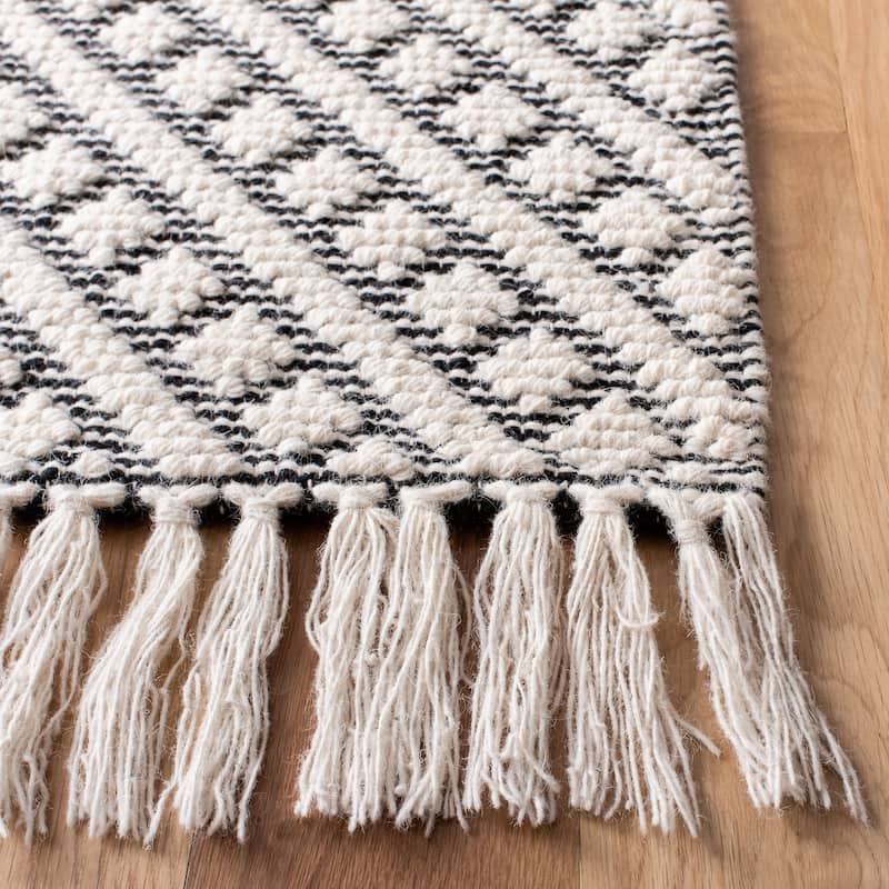 SAFAVIEH Handmade Natura Cannelle Stripe Wool Rug