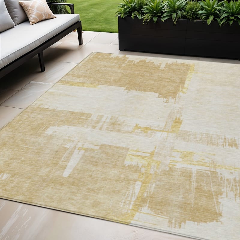 HomeRoots Abstract Traditional Rectangle Outdoor Rug - 5' X 8'