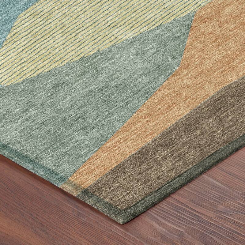 Machine Washable Indoor/ Outdoor Modern Dacono Chantille Rug