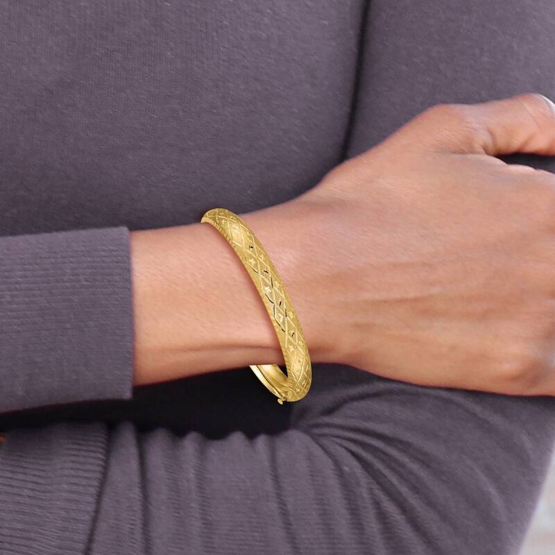 Curata 10k Yellow Gold 7" Diamond Cut Fancy Hinged Bangle Bracelet - 4.75mm 6.5mm 8.75mm