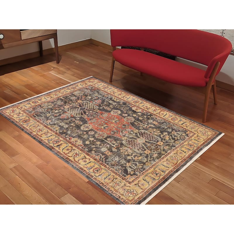 Rustic Heriz Ziegler Alena Grey Tan Hand-Knotted Rug - 3'11'' x 5'10''