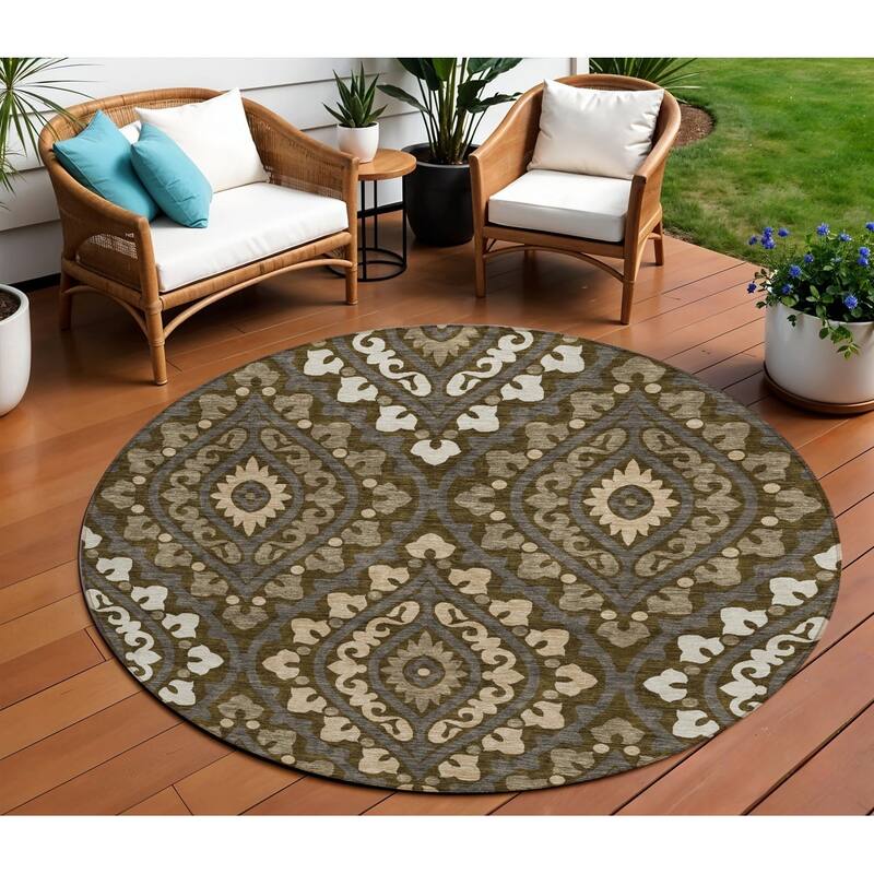 HomeRoots Floral Transitional Rectangle Outdoor Rug - 8' Round