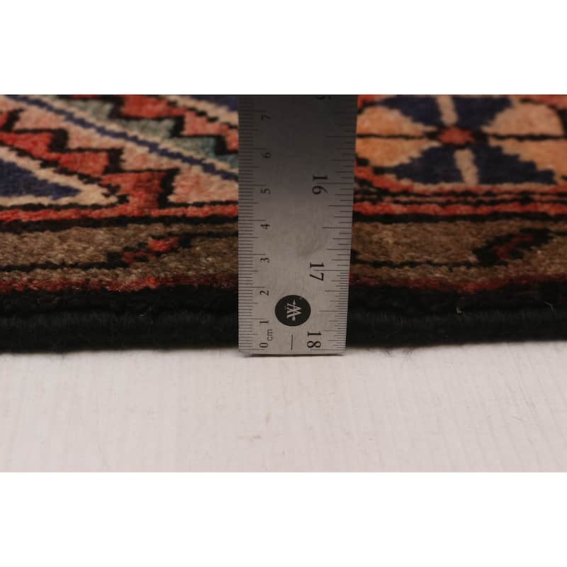 Andelz Red Rug 3'11" x 6'7" - 5'1 x 10'8
