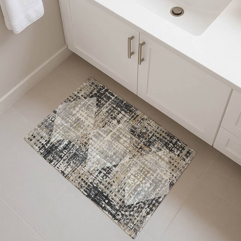 Premium Washable Super Soft Hatch Diamond Mayfield Rug - Black - 1'8" x 2'6"