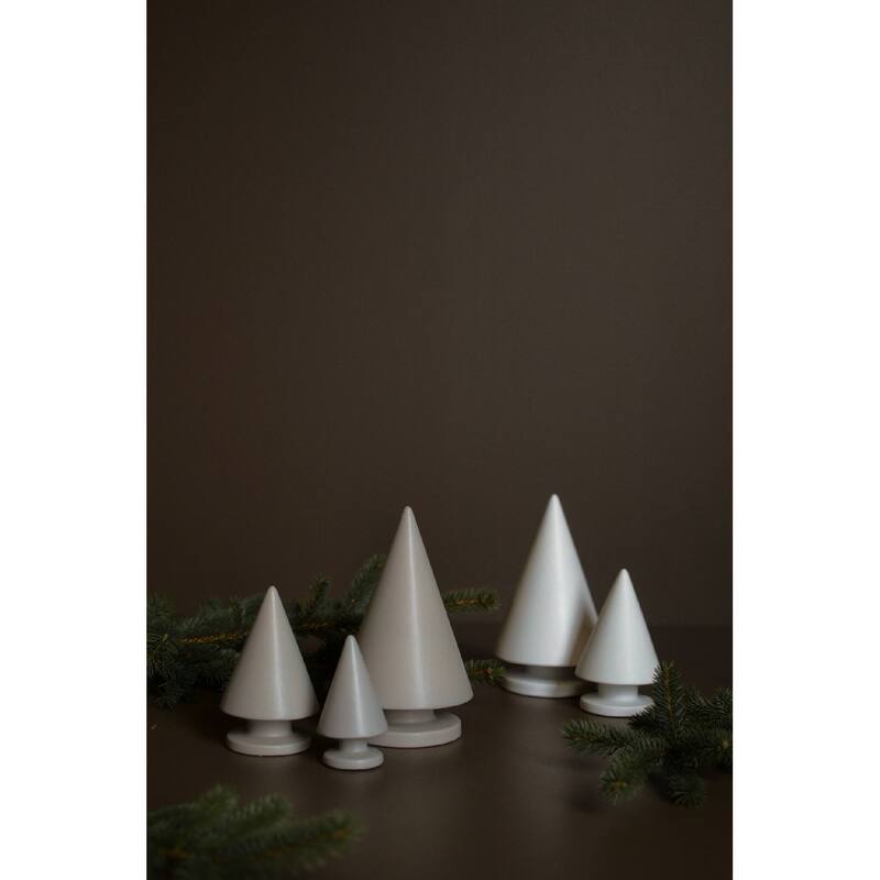 Christmas Tree Tabletop Figurine - 4.75" - Brown
