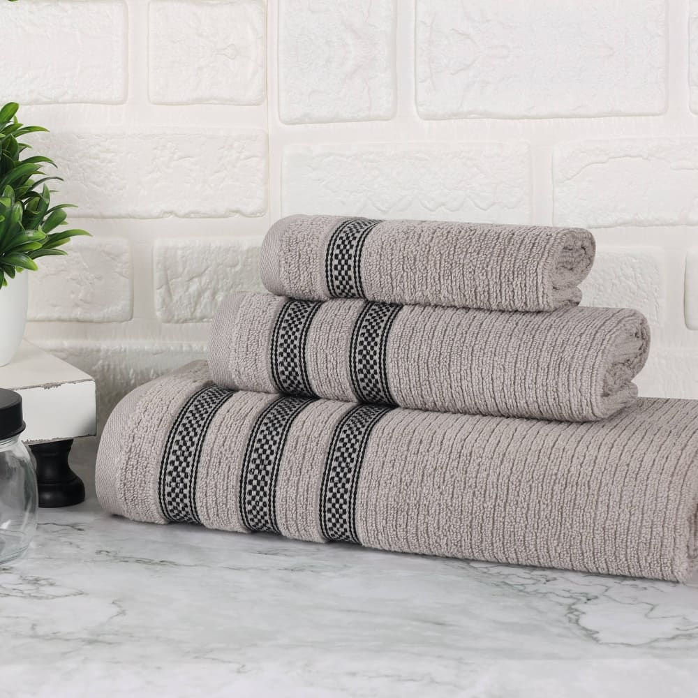 Superior Brea Zero Twist Cotton Ribbed Modern 3 Piece Bathroom Towel Set