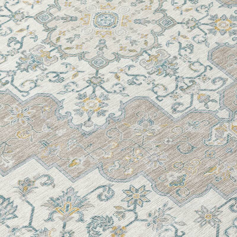 Machine Washable Indoor/ Outdoor Traditional Karachy Chantille Rug