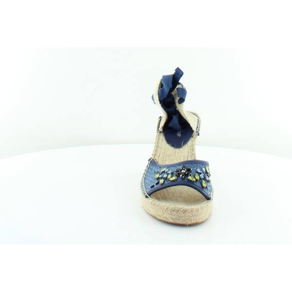 Shop Ivanka Trump Dalyna Women S Sandals Dark Blue Overstock 27202404