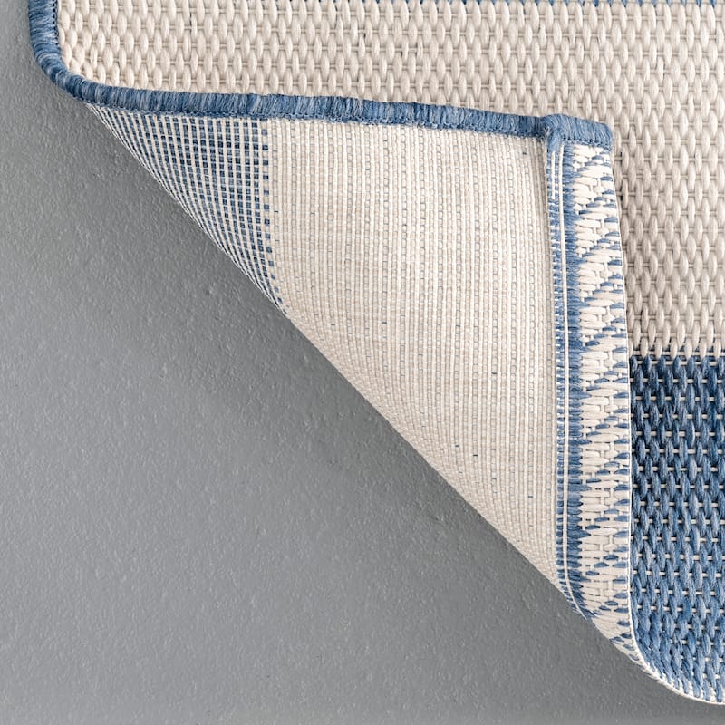 Nuloom Kristen Striped Indoor/Outdoor Area Rug