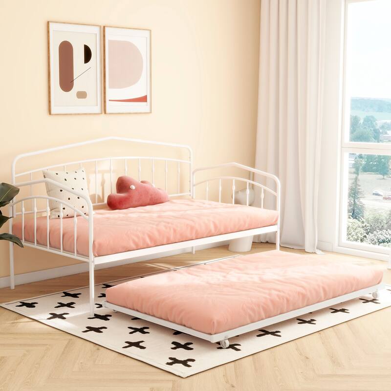 Fox twin daybed with twin trundle For Bedroom