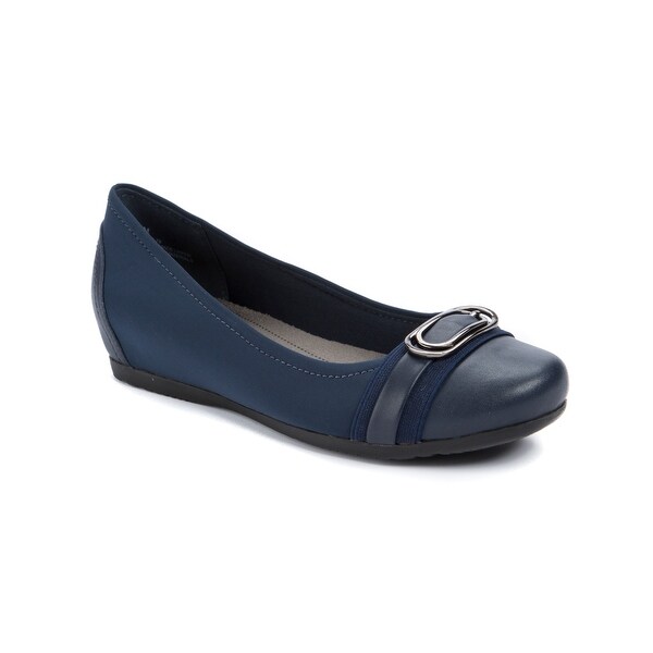 navy flats womens