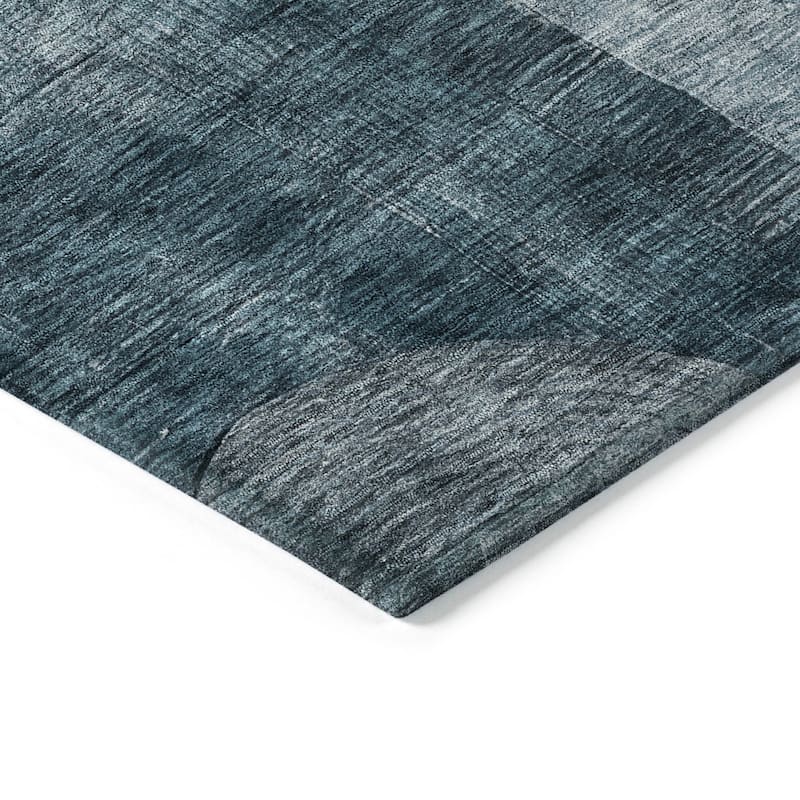 Machine Washable Indoor/ Outdoor Abstract Geo Chantille Rug