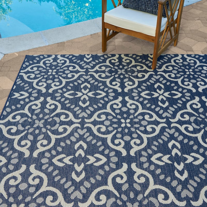 Gertmenian Solterra Bohemian Moroccan Global Weather Resistant Polypropylene Flatweave Indoor/ Outdoor Area Rug Collection