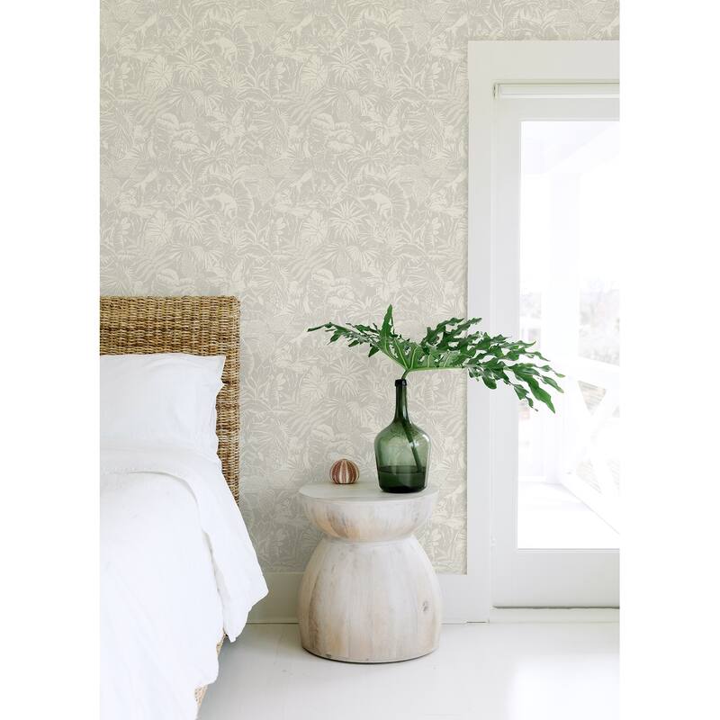 Chesapeake Corcovado Grey Jungle Jamboree Wallpaper