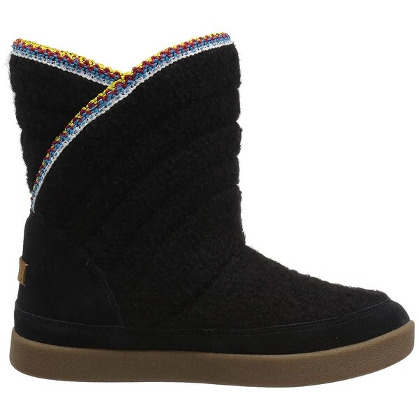 sanuk womens boots