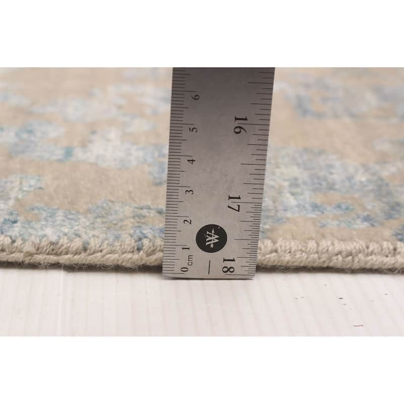 ECARPETGALLERY Hand-knotted Heritage Khaki Silk, Wool Rug - 2'6 x 6'11