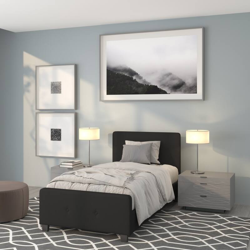 Button Tufted Upholstered Casual Style Platform Bed