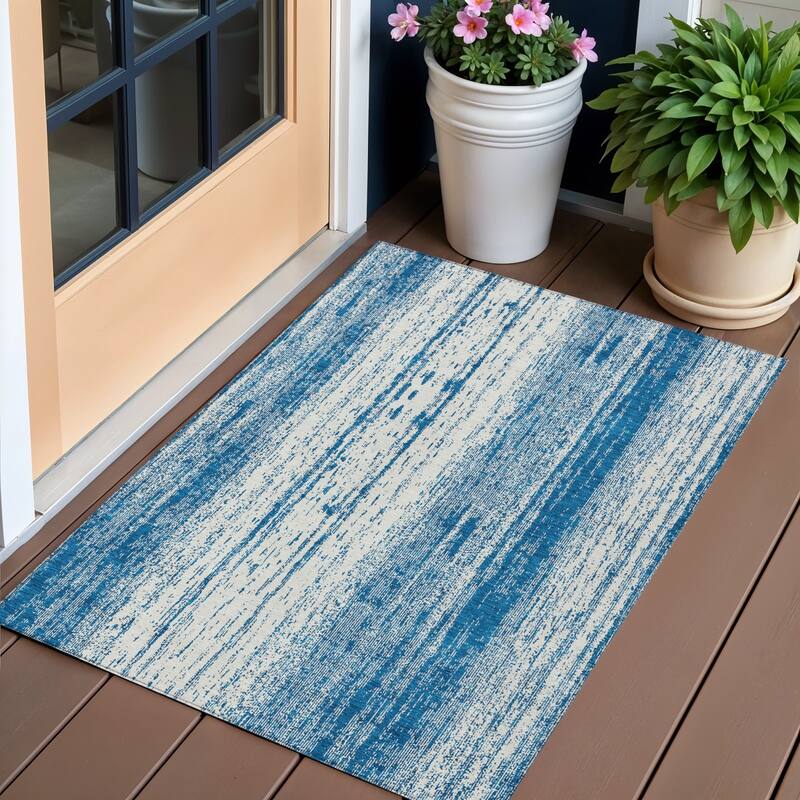 HomeRoots Striped Transitional Rectangle Outdoor Rug - 3' x 5'