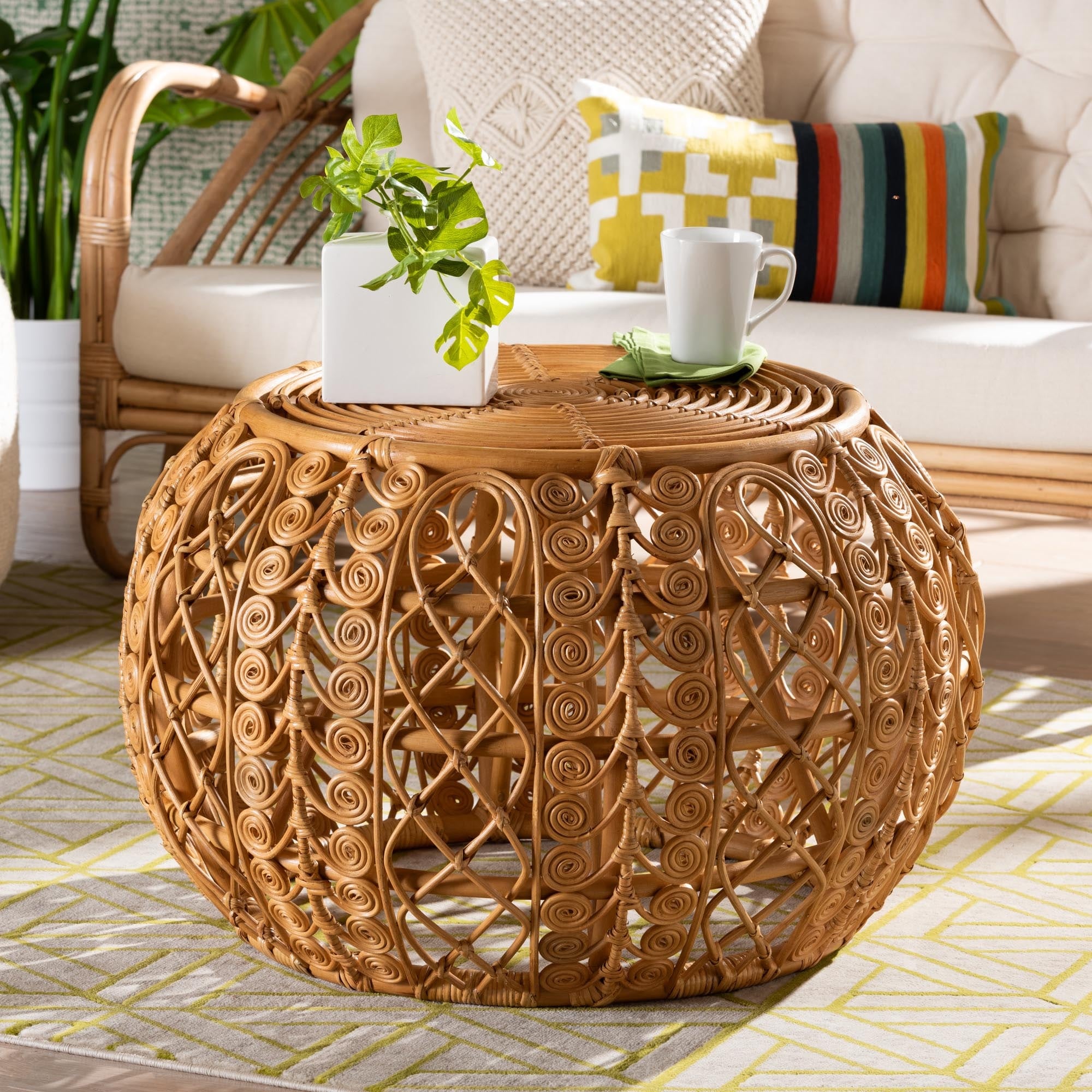 Brown rattan coffee top table glass top