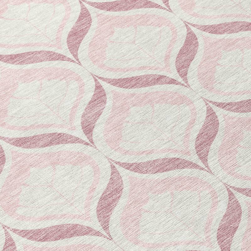 Machine Washable Indoor/ Outdoor Modern Trellis Chantille Rug