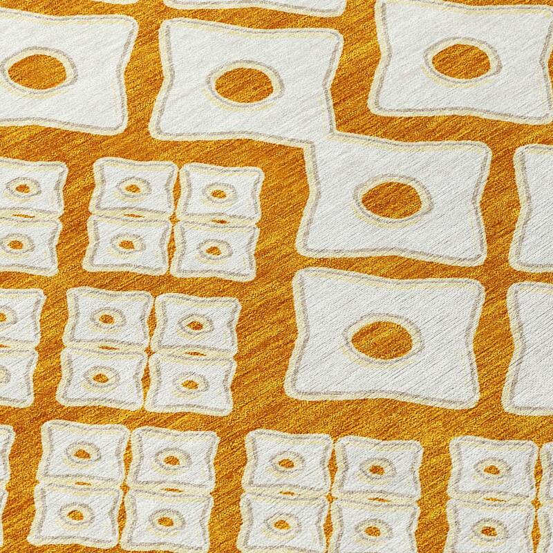 And Ivory Round Geometric Washable Indoor Outdoor Area Rug - 8' Round