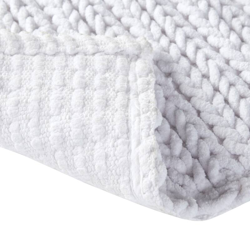 Madison Park Copula Dyed Cotton Chenille Chain Stitch Rug