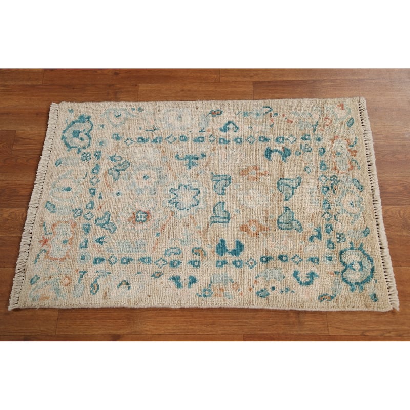 Hand Knotted Oriental 100% Wool Carpet Transitional Floral Beige & Ivories Oushak Area Rug - 2' 11'' X 2' 0''