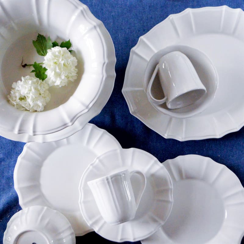 Euro Ceramica Chloe 34 oz Serving Bowl (Small)